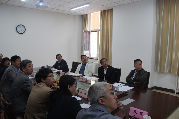 金智新院士到永利官网经济管理学院调研 金智新院士到永利官网经济管理学院调研